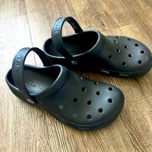 Crock black Classic • W9 M7 • Used a few times.